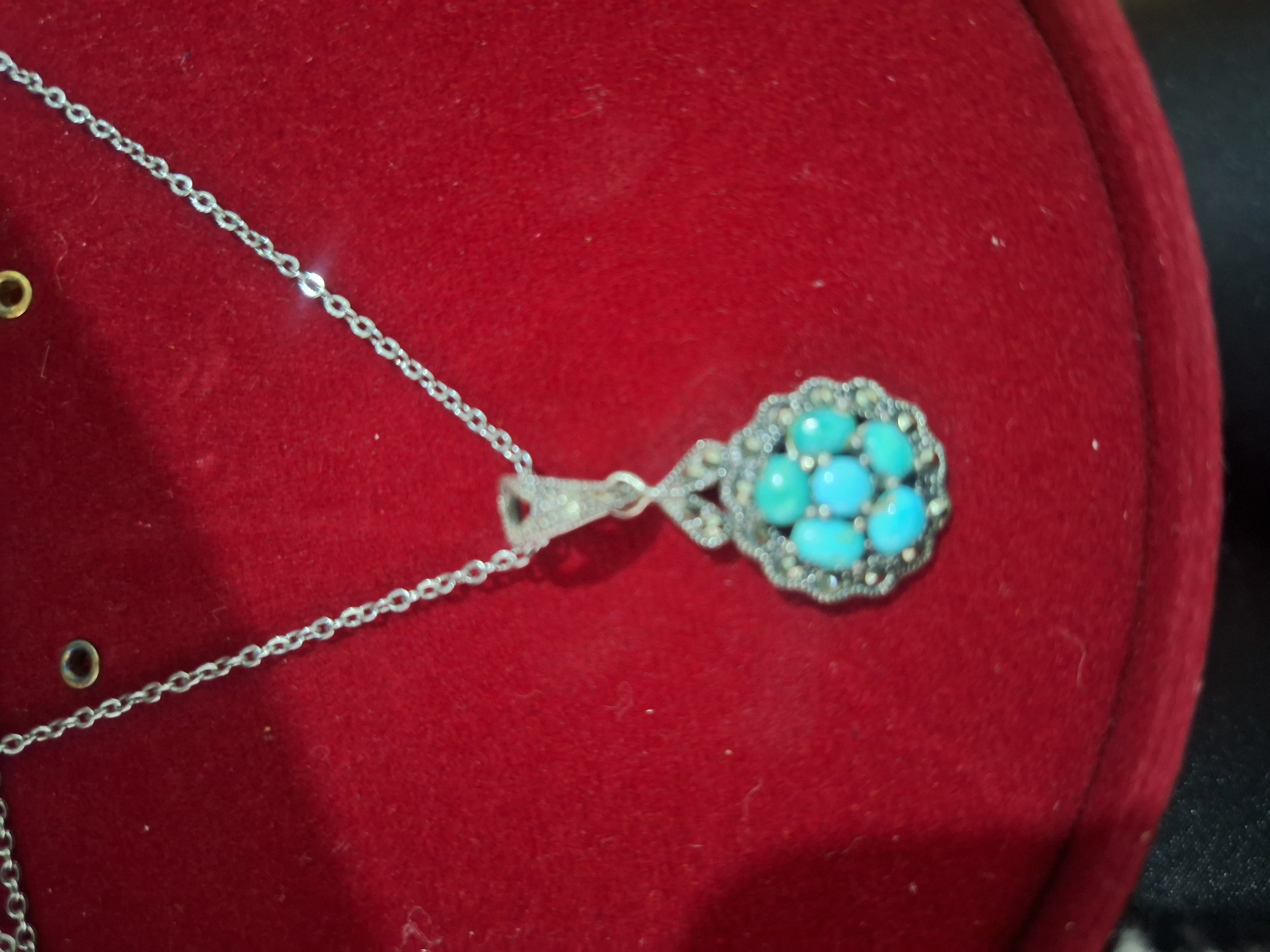 فیروزه نیشابور