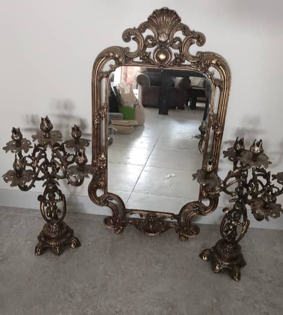 آینه و شمعدان 