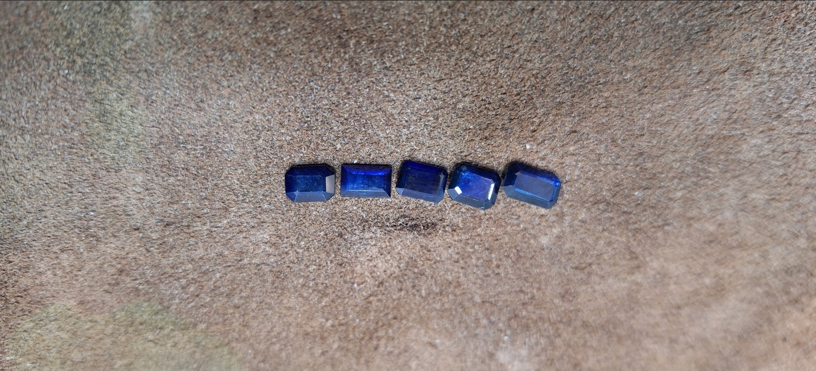 یاقوت کبود تایلندی 