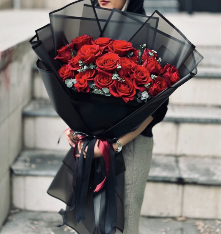 روغن گل سرخ ،لیمو عمانی،پسته رفسنجان