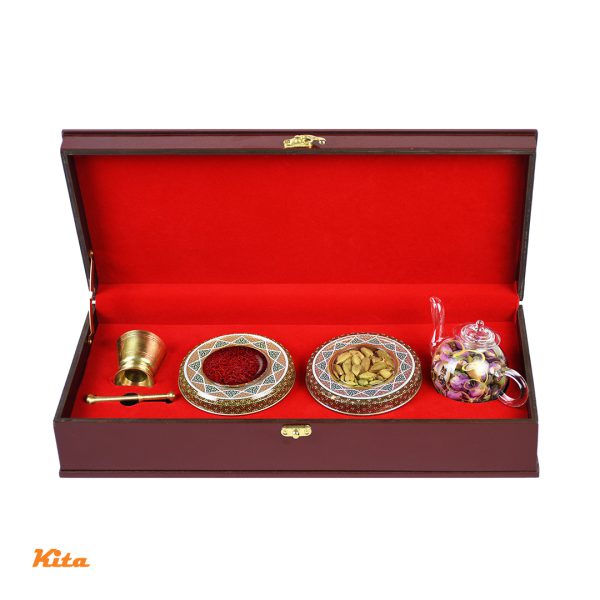 پک زعفران و هل