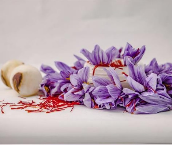 زرشک و زعفران