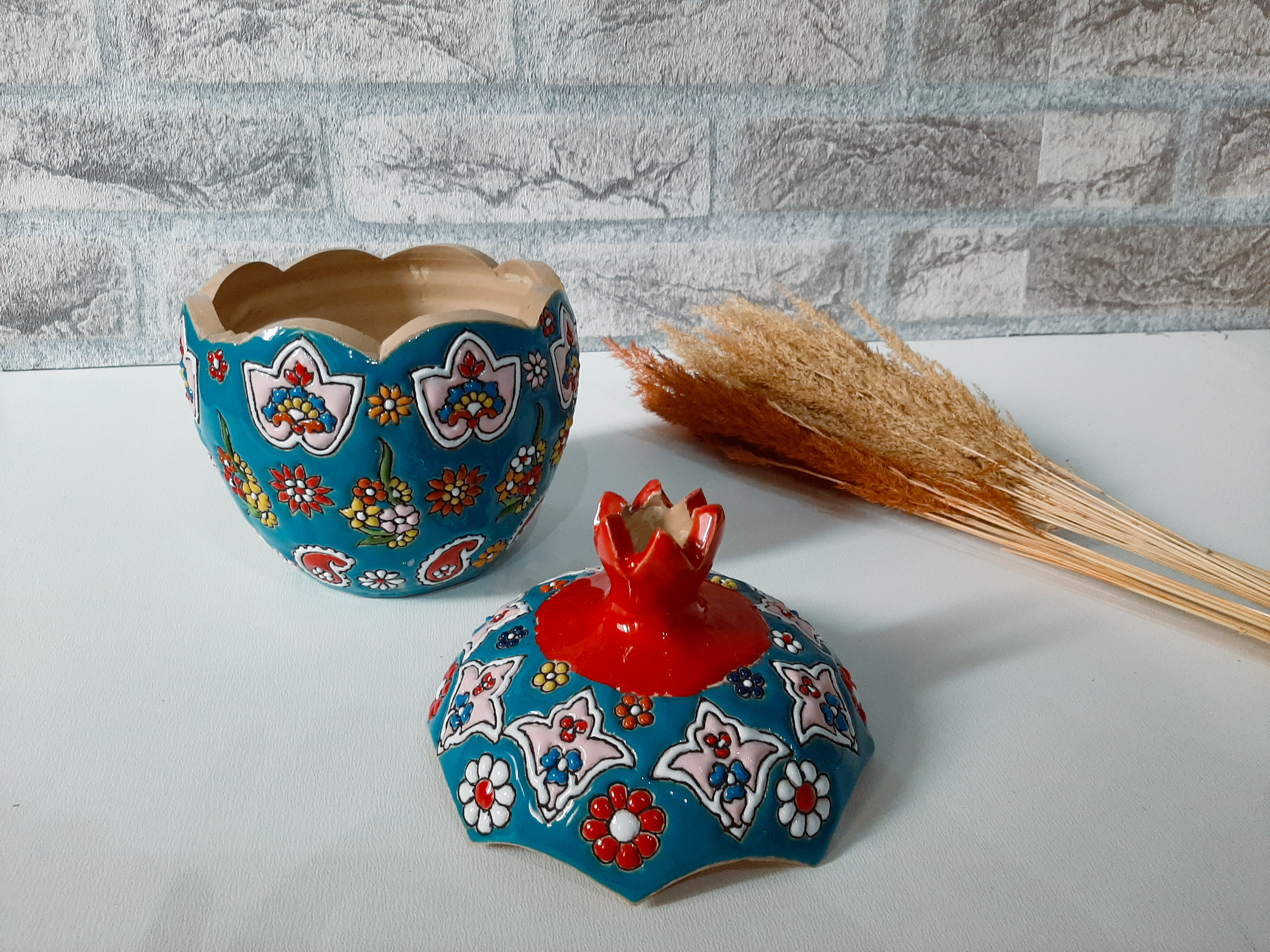 Iranian Minakari on pottery