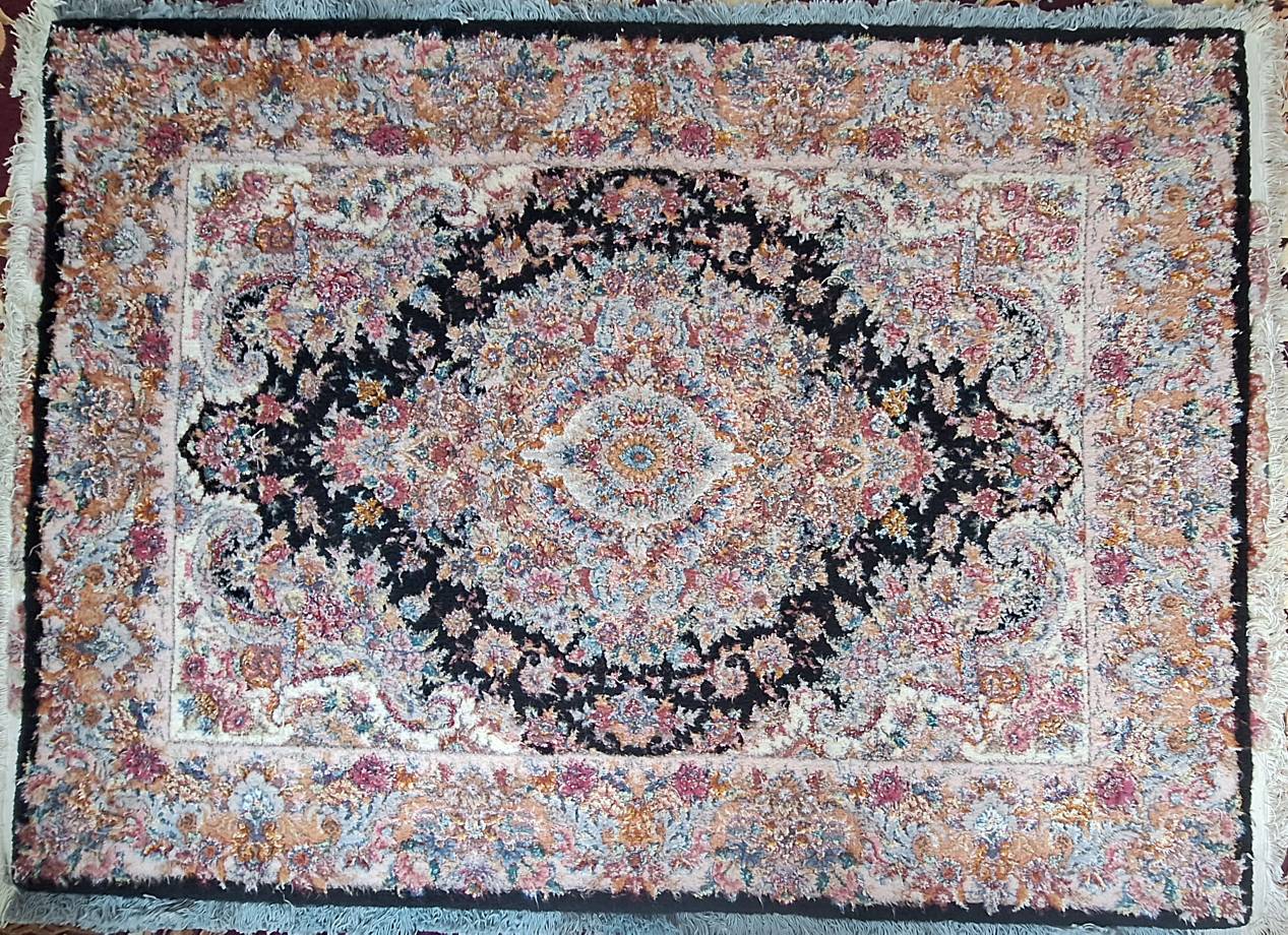 یک جفت فرش دستباف نفیس تبریز 