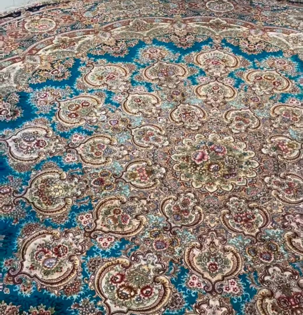 فرش دستباف ابریشمی سطوتی