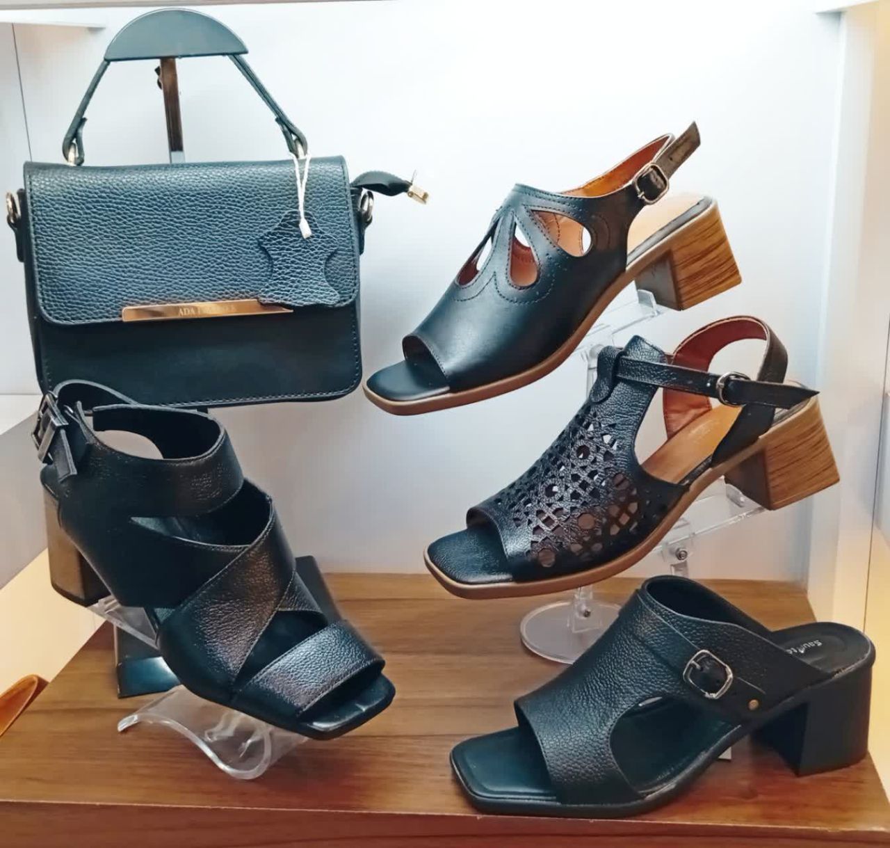 چرم طبیعی نفیس تبریز  (آدا)