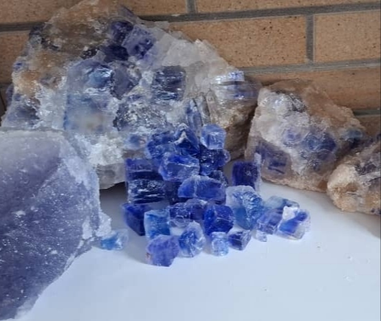Blue salt (نمک آبی)