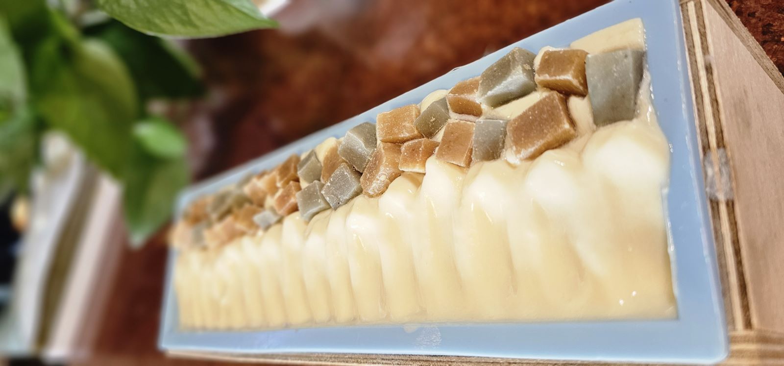 صابون دستساز شیر و عسل