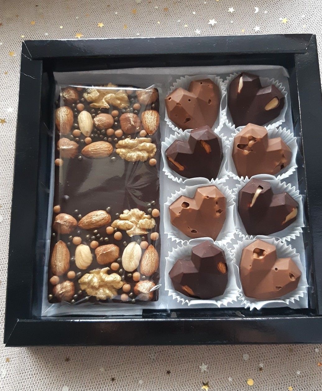 شکلات دست ساز