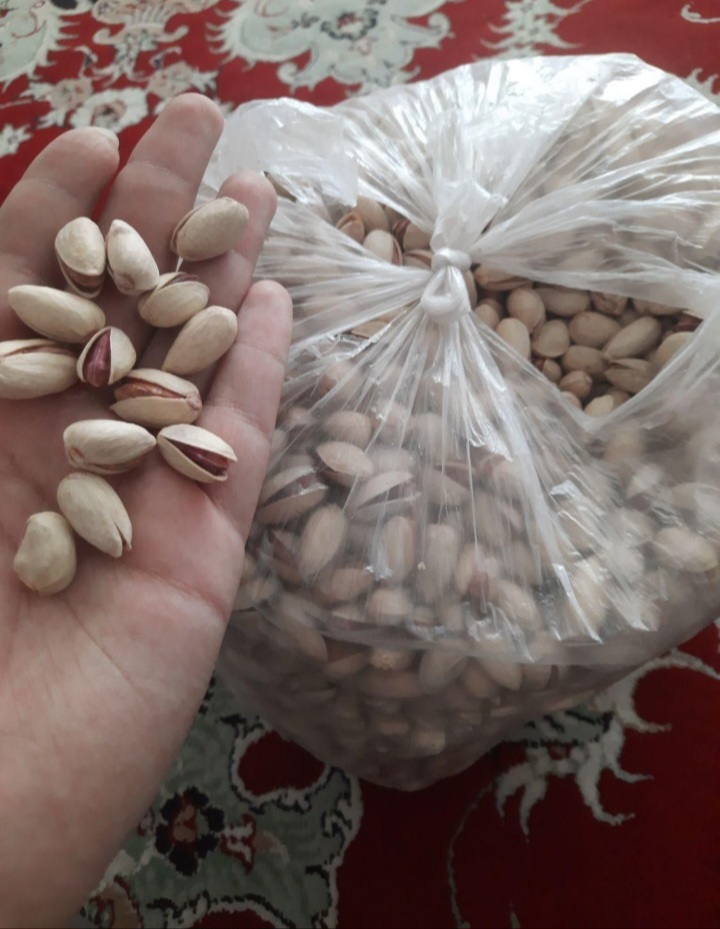 پسته ناب
