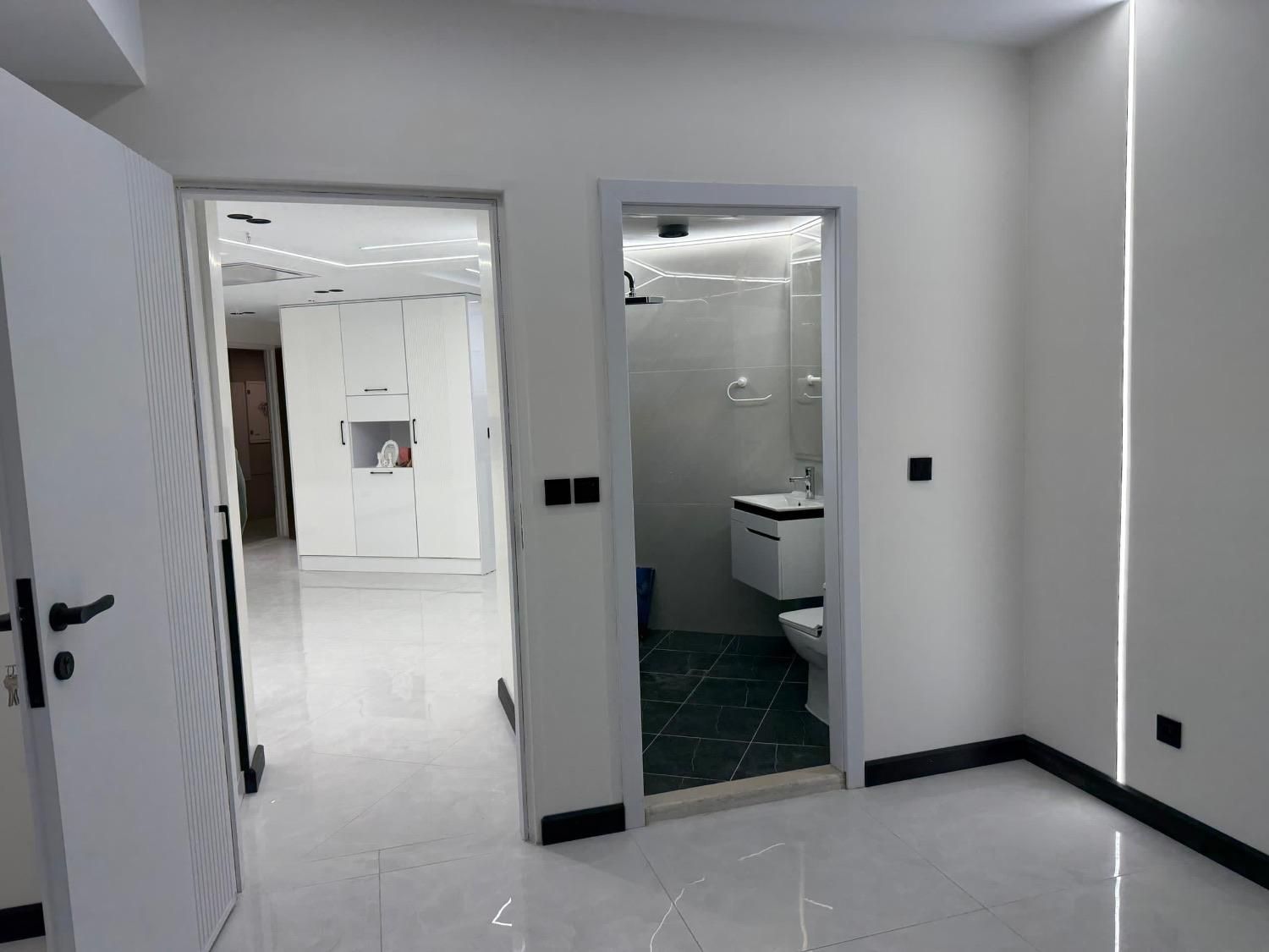 دریاچه چیتگر ایرانمال مسکونی