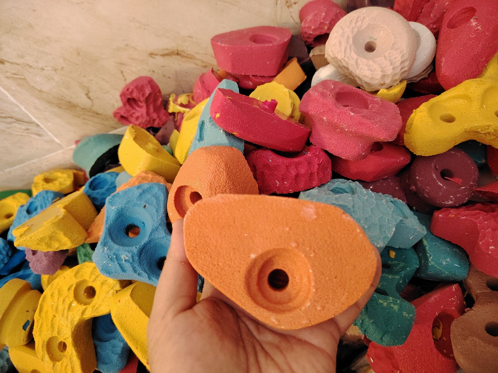 تولید کننده گیره صخره کودک و نوجوان 