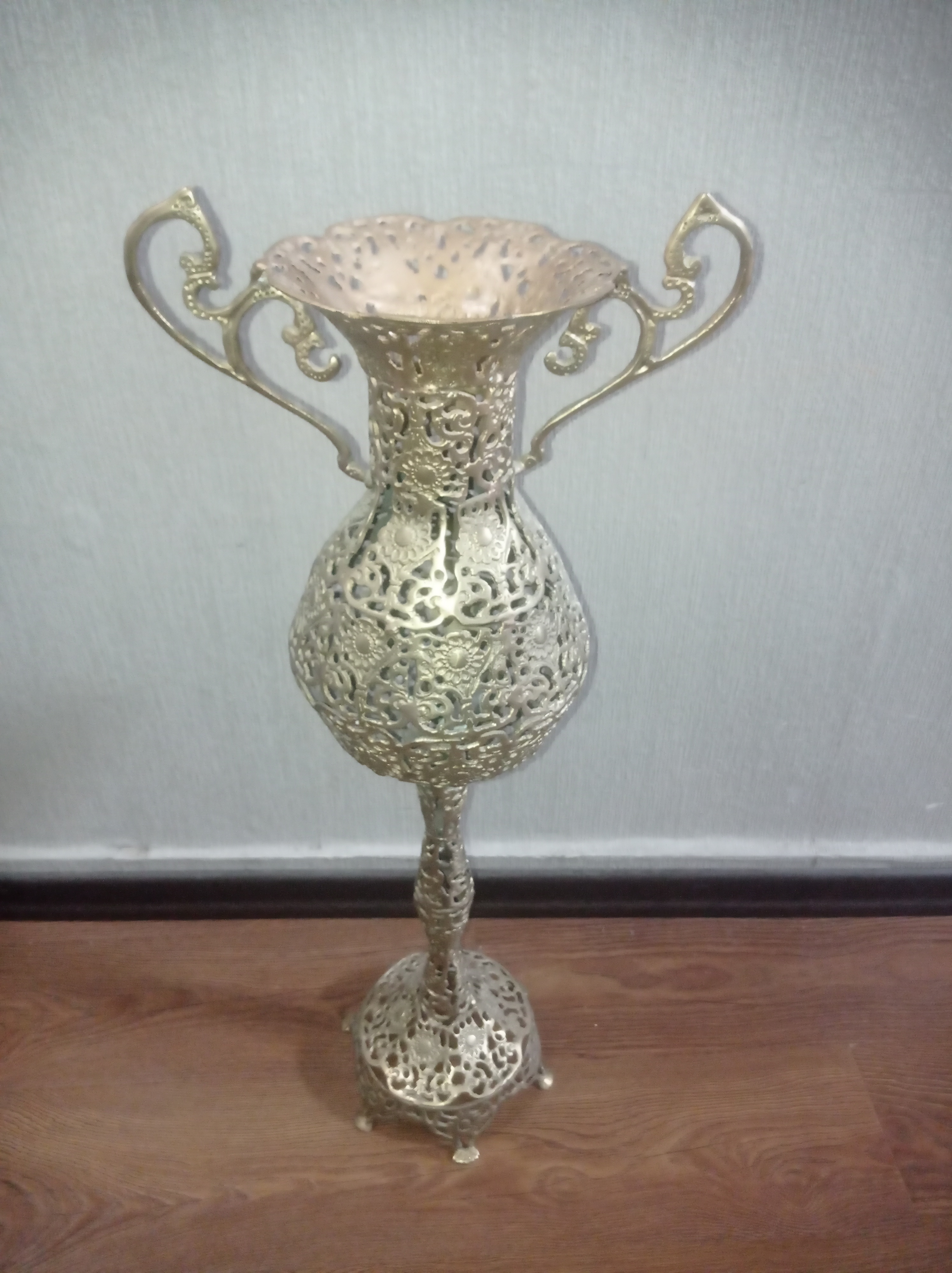 گلدان فلزی مسی 