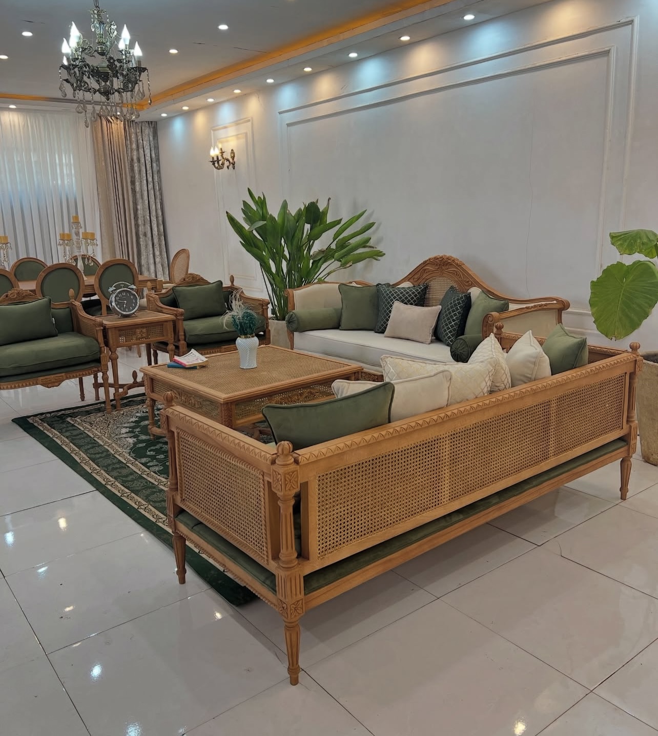 مبلمان کلاسیک 