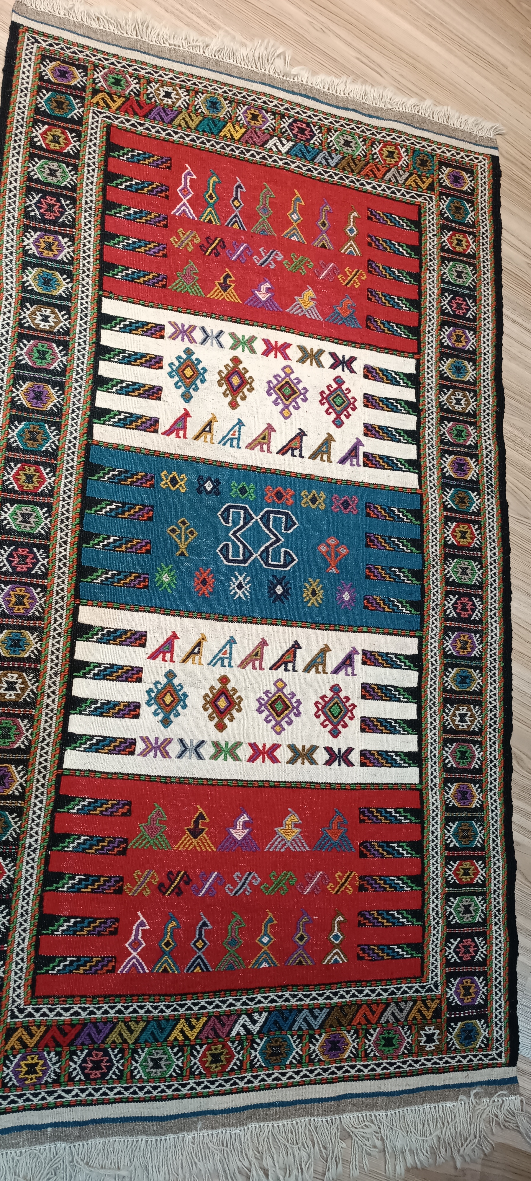 گلیم دستبافت 