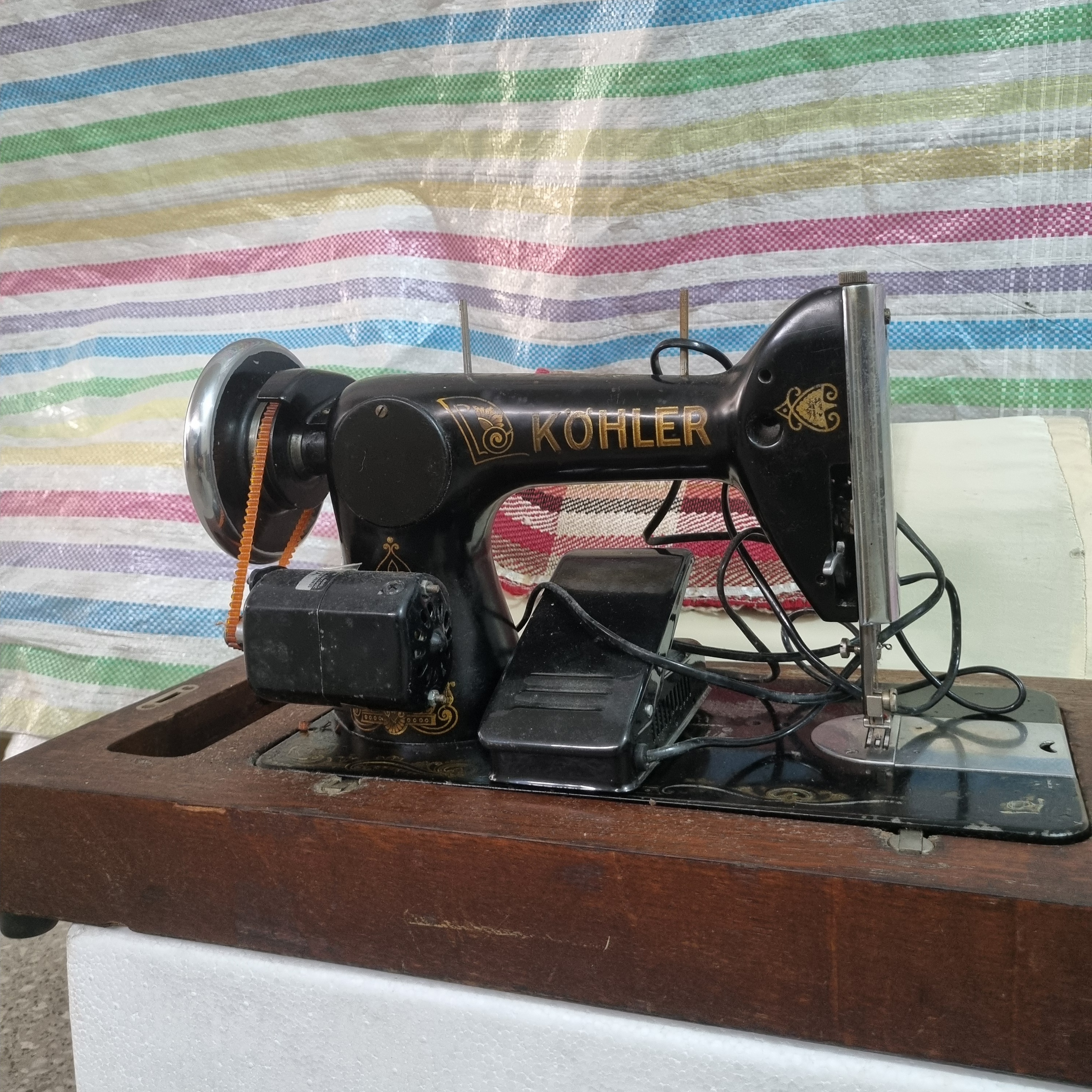 چرخ خیاطی Kohler آلمانی ۱۰۰ ساله
