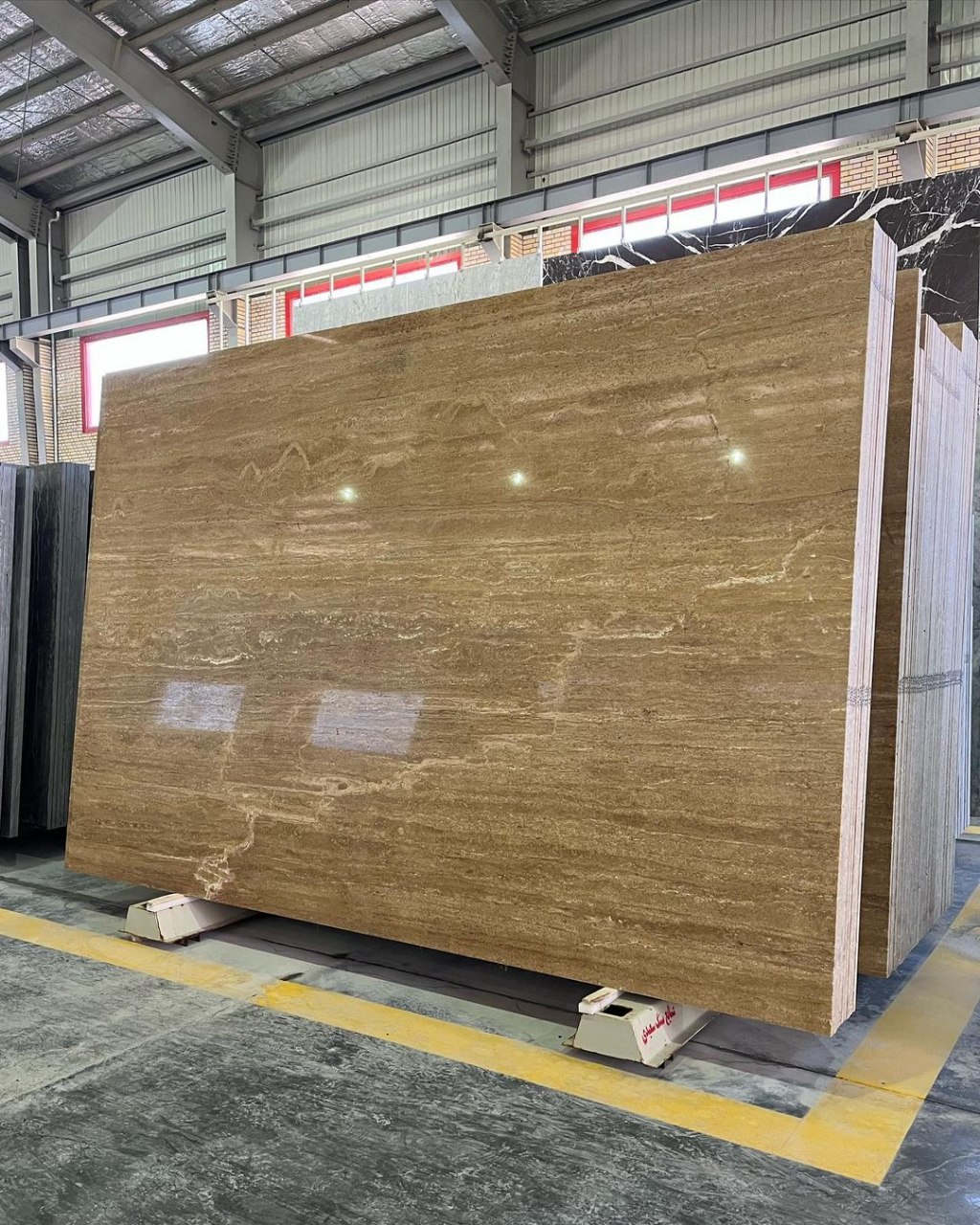 تصدیر و بیع انواع الأحجار البناء