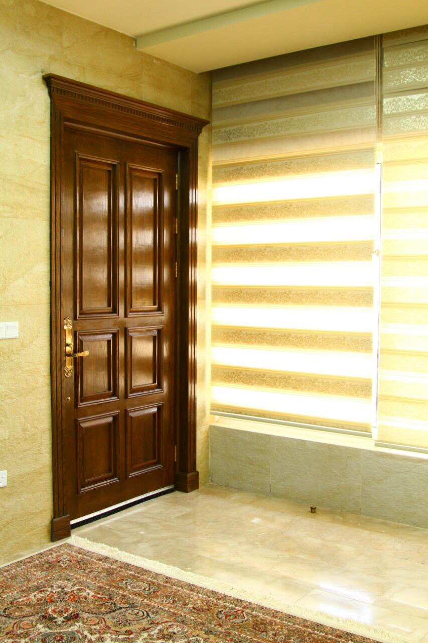 درب داخلی (door)