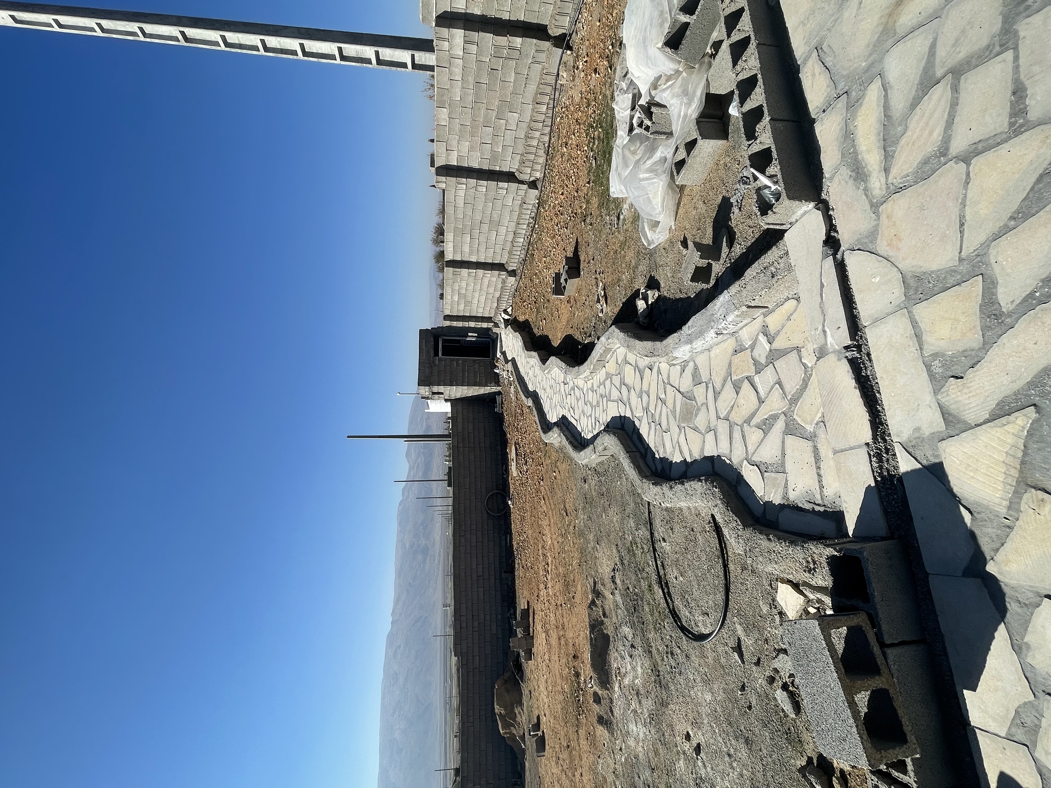 باغ ۱۴۰۰ متری سیاخ دارنگون