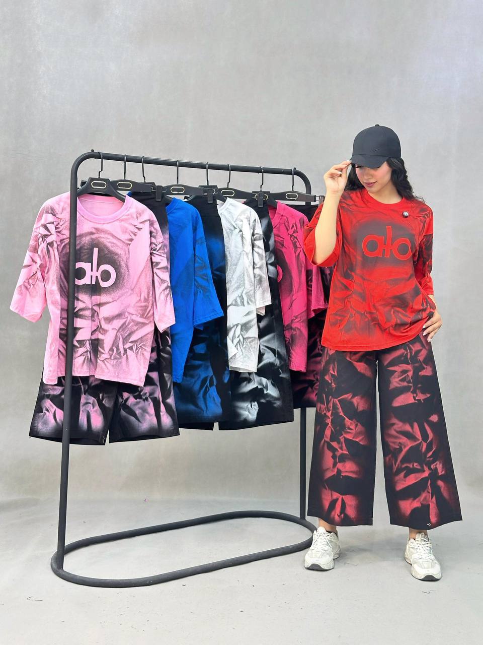 تولید وپخش پوشاک زنانه