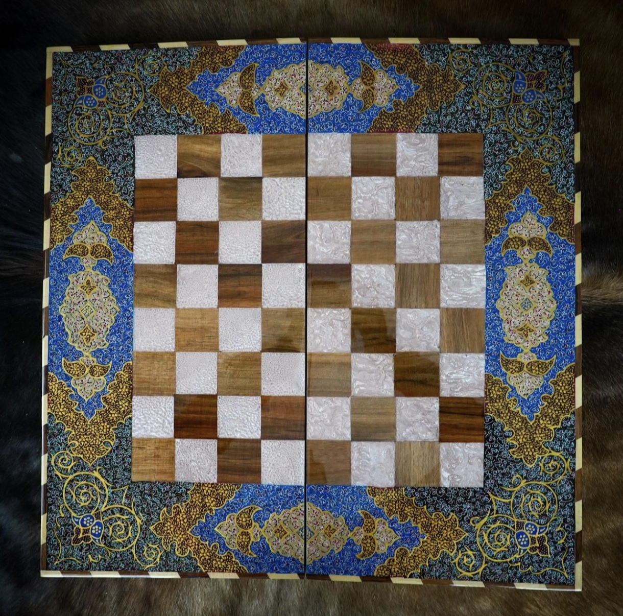 تخته نرد خاتم کاری شده