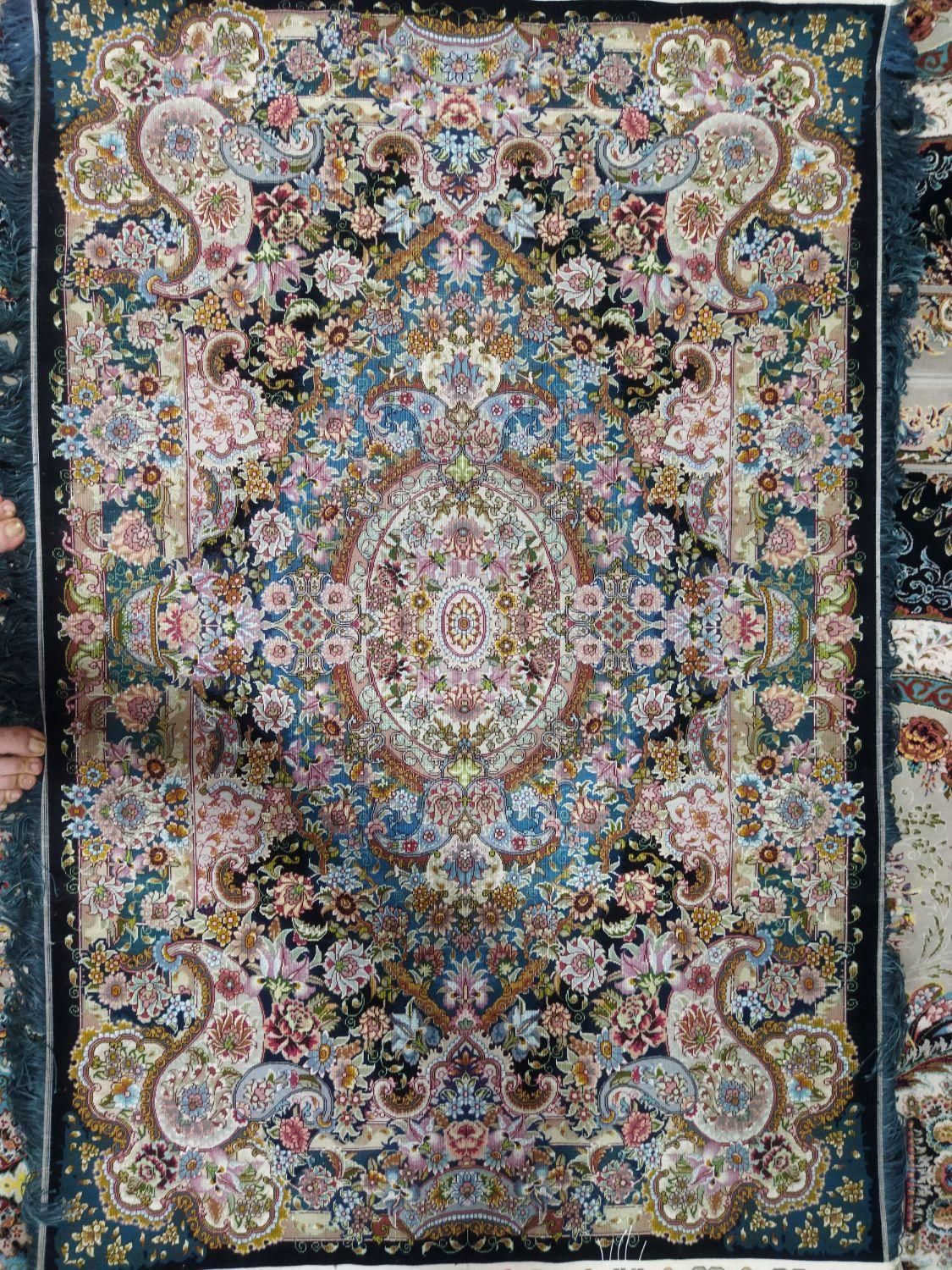 فرش ابریشم دستباف ۱×۱.۵ 