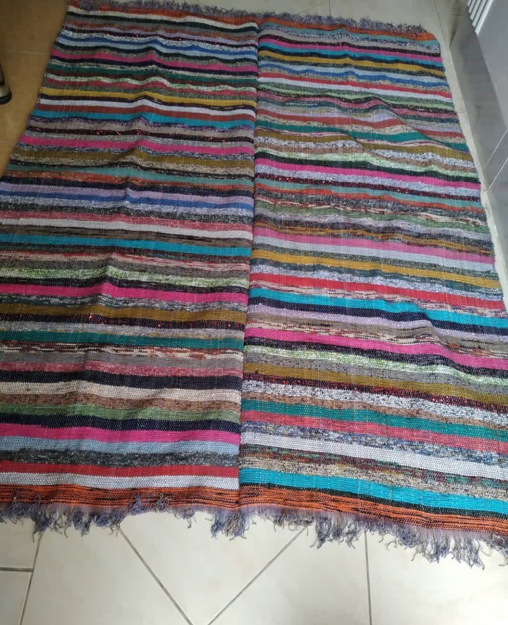 پارچه بافی هنر دست بانوان شهر من