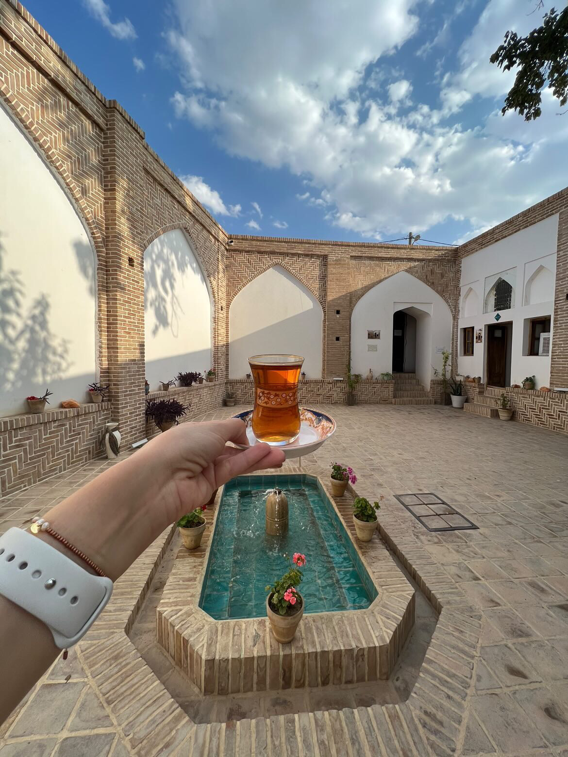 هتل سنتی عمارت اجلال