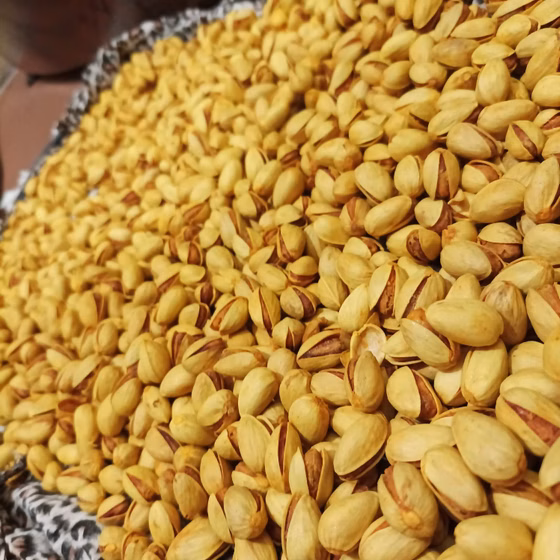 پسته خندان