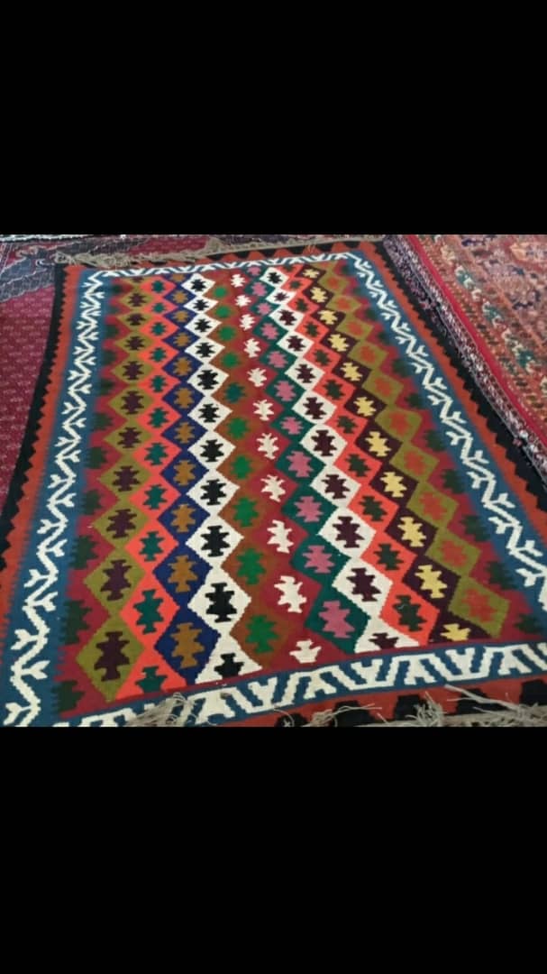 گليم و پرده سنتي 