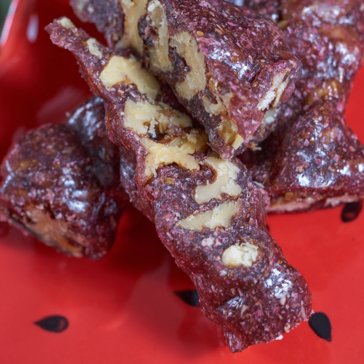 تولید و پخش سوجوق،شیرینی اصیل ایرانی