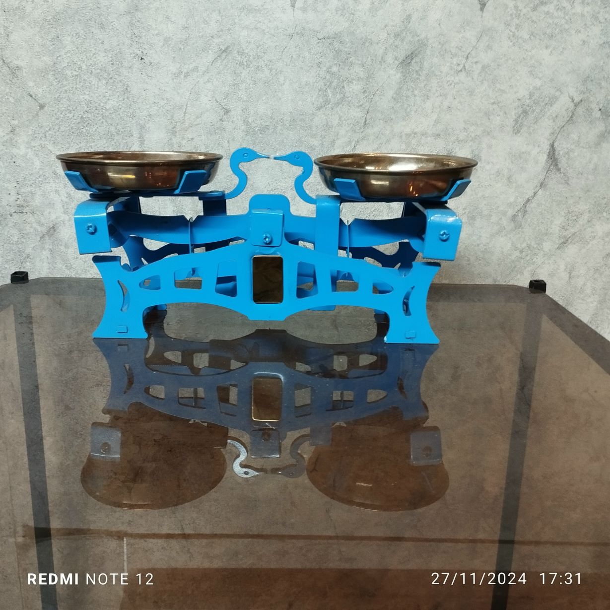 ترازوی آنتیک 