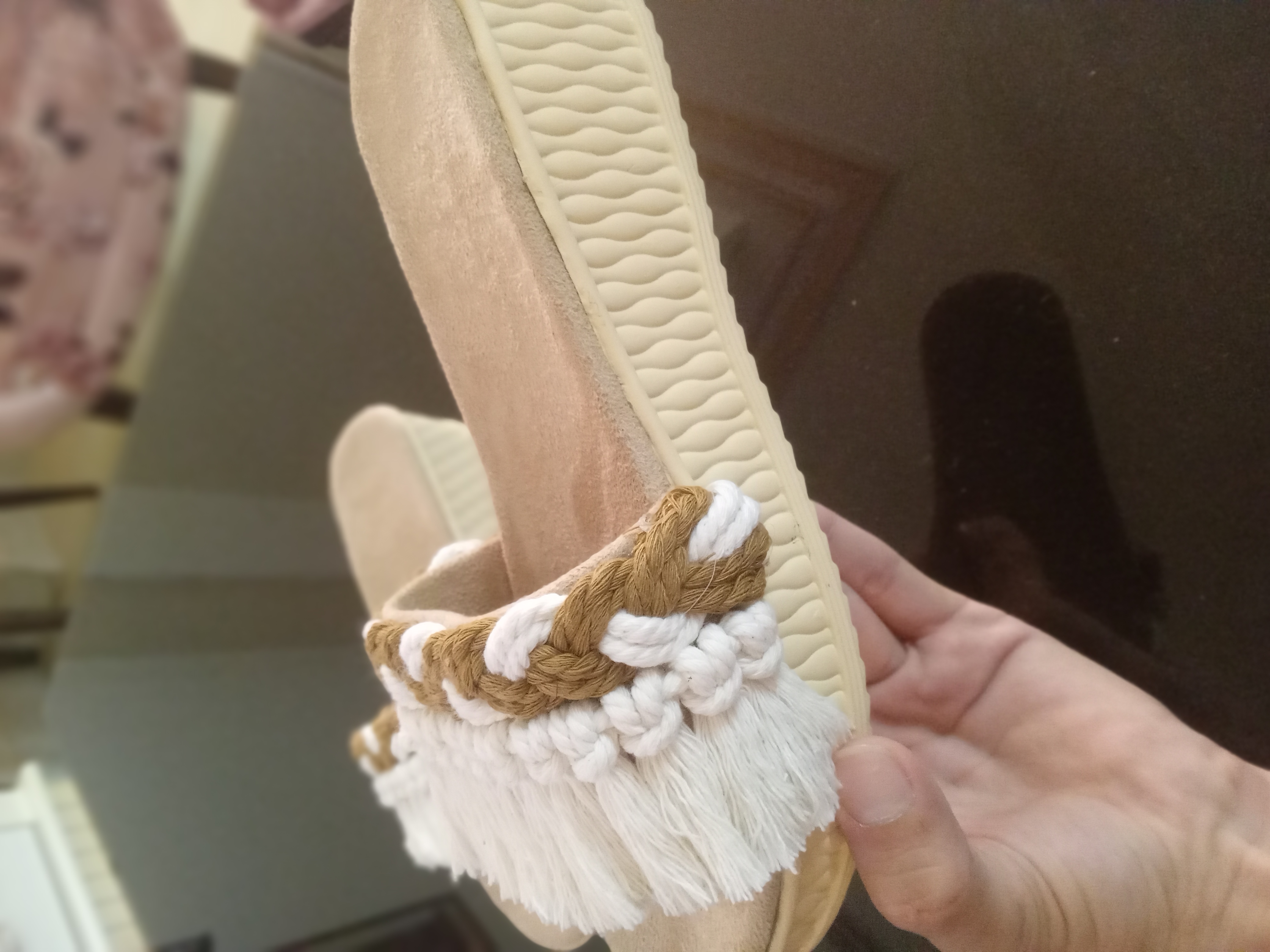صندل مکرومه کَنَفی