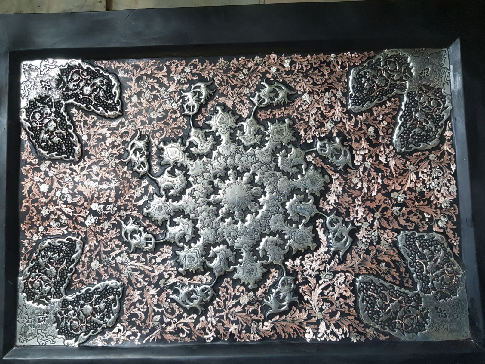 قاب تلفیق قلمزنی و الماس تراش