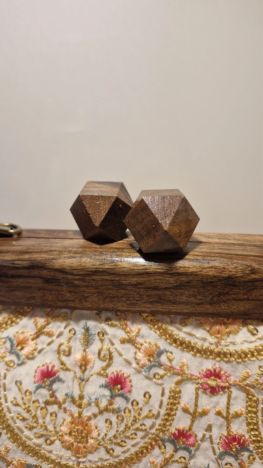 کیفهای دوستدوز