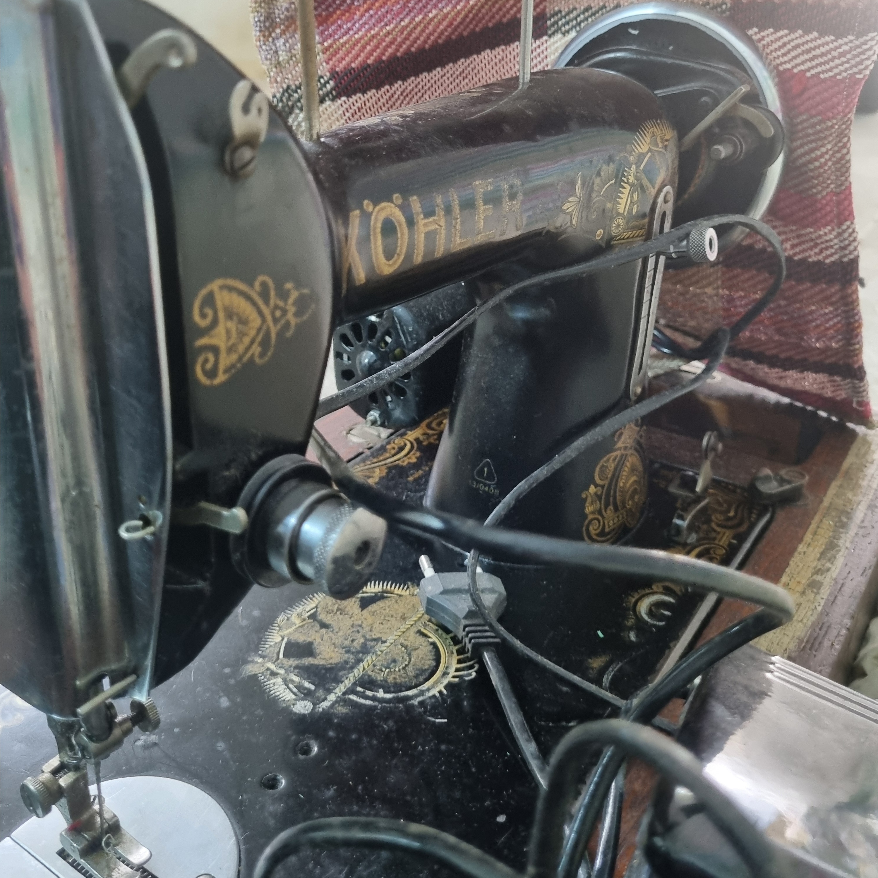 چرخ خیاطی Kohler آلمانی ۱۰۰ ساله