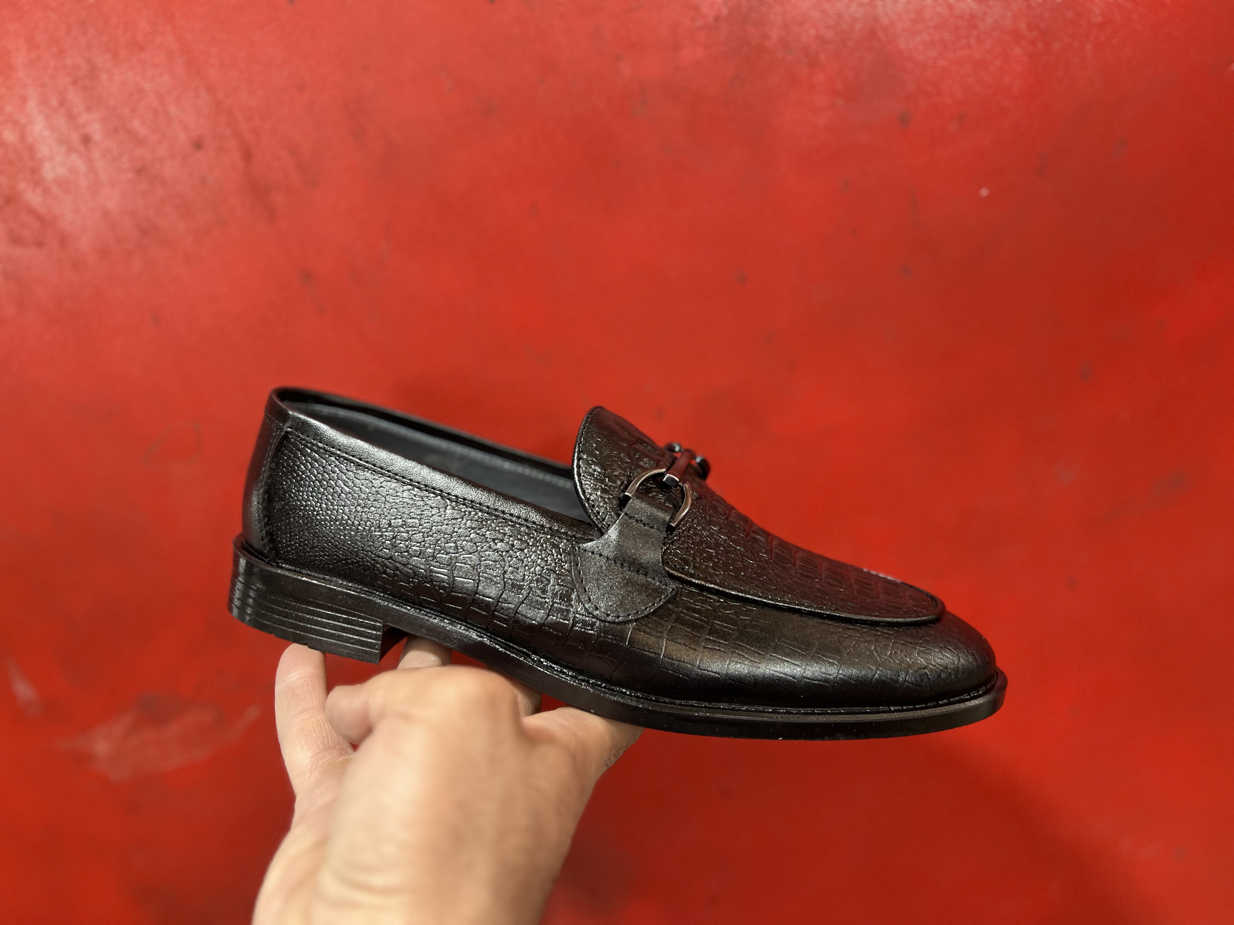 تولید کننده کفش چرمی