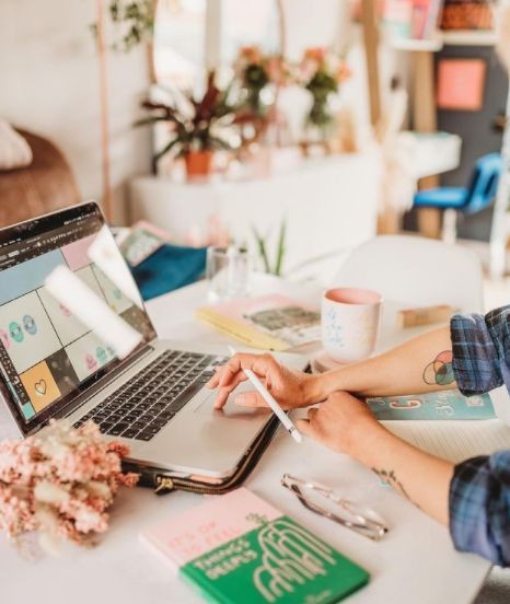 طراحی و تدوین رسانه با هوش مصنوعی 