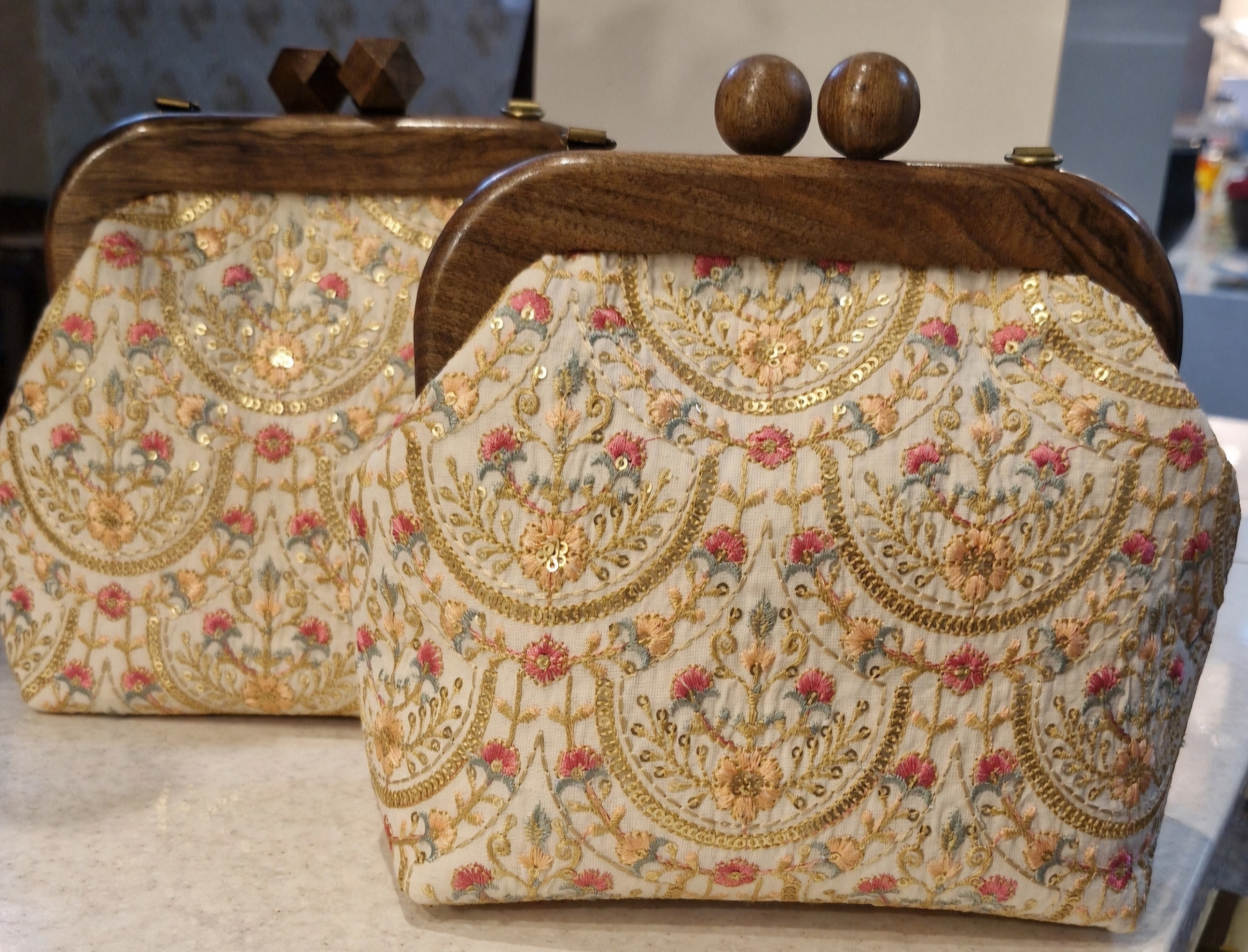 کیفهای دوستدوز