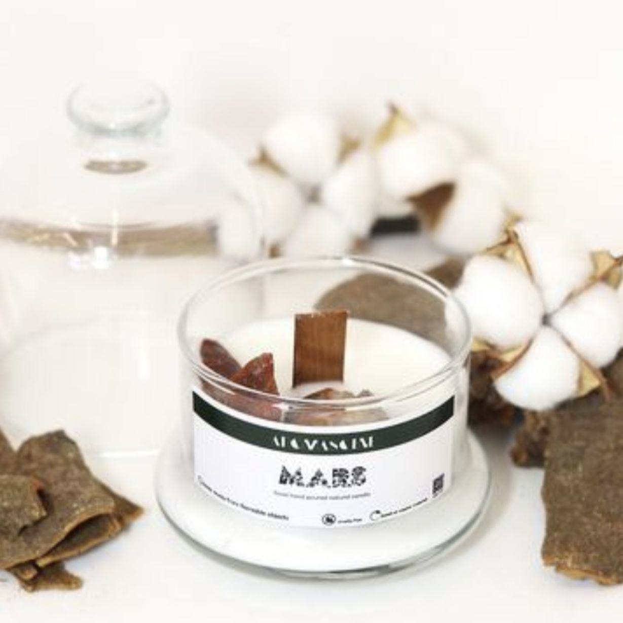 شمع با دیزاین جواهر