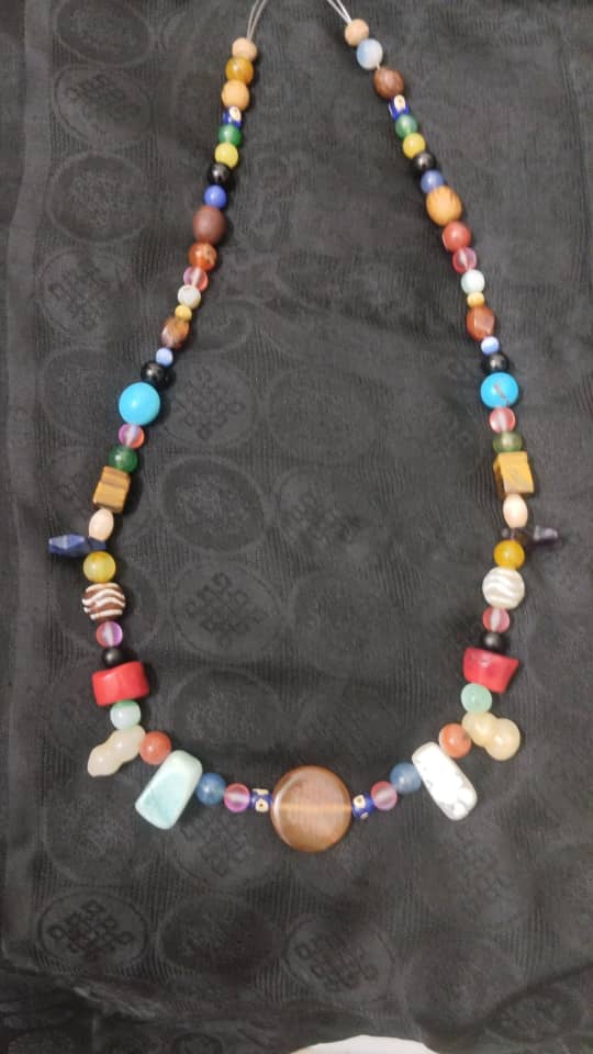 گردنبند تزئینی