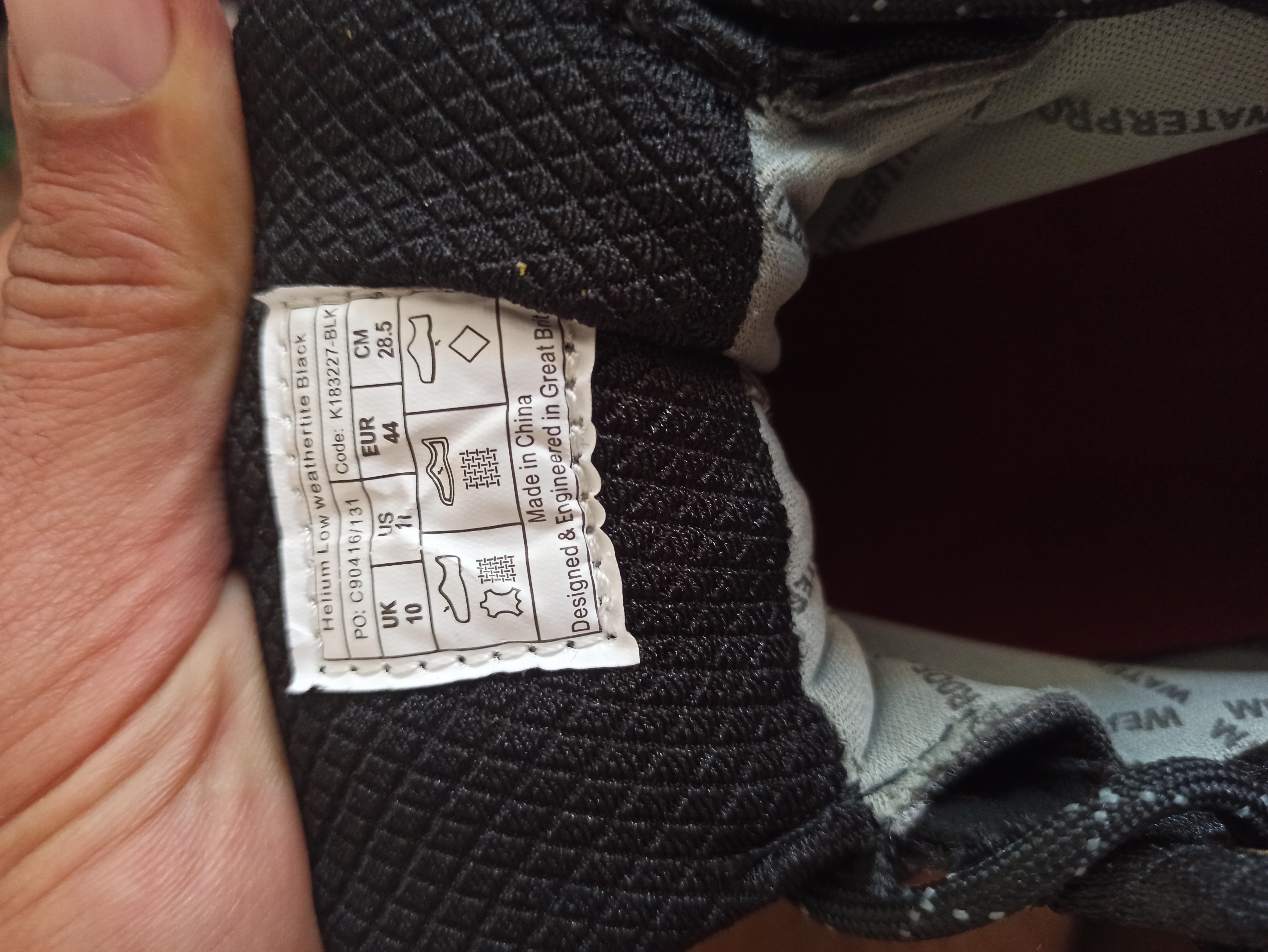 کفش KARRIMOR سایز 44