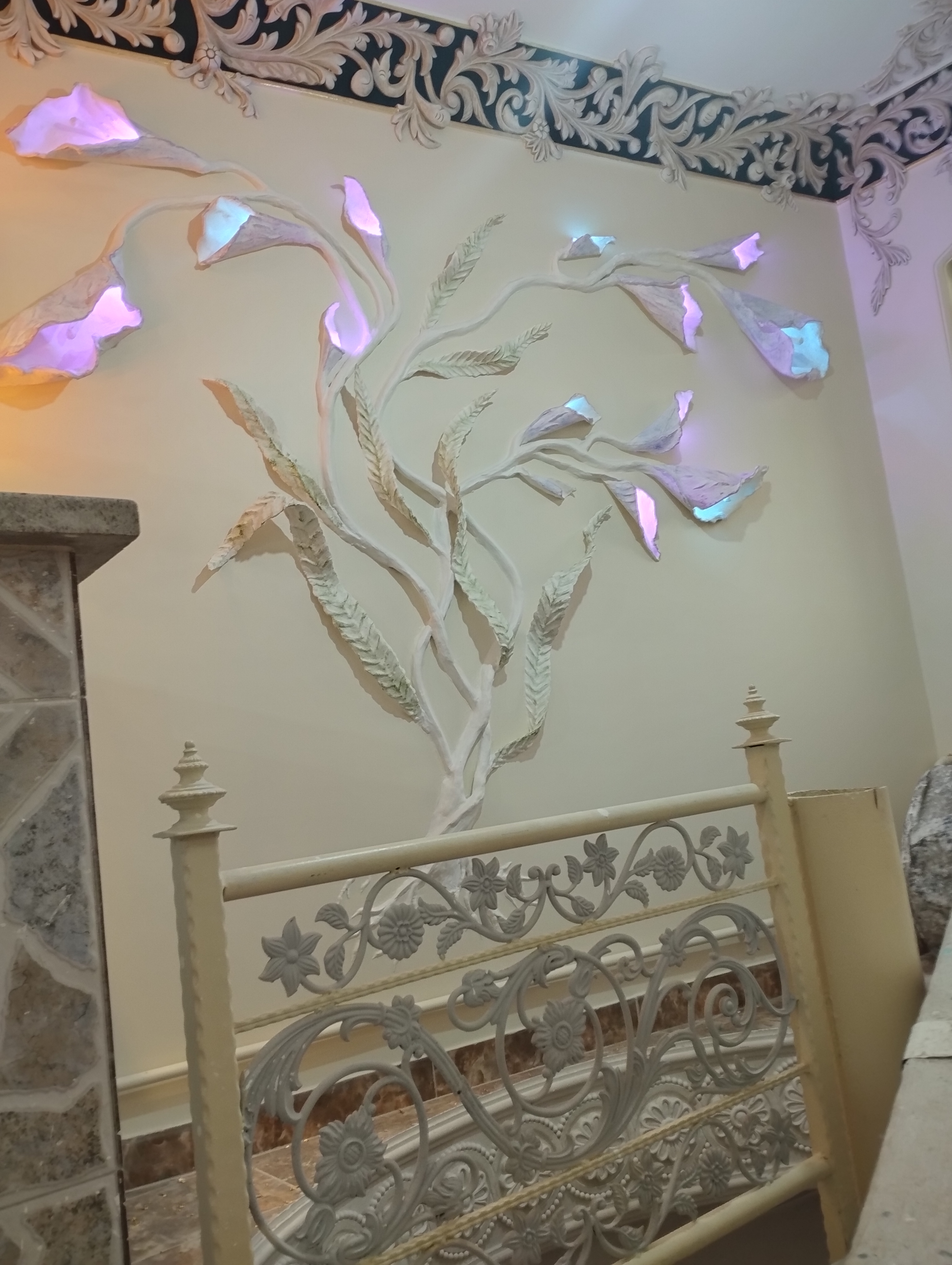 مجسمه سازی و گچ بری مدرن