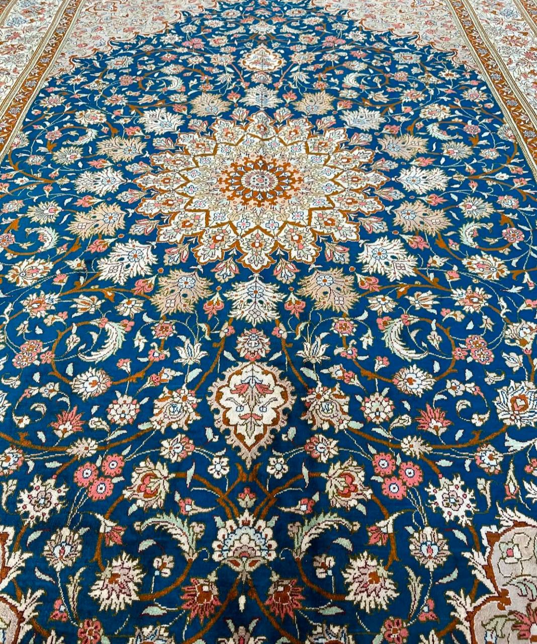 یک تخته قالیچه ۳ متری