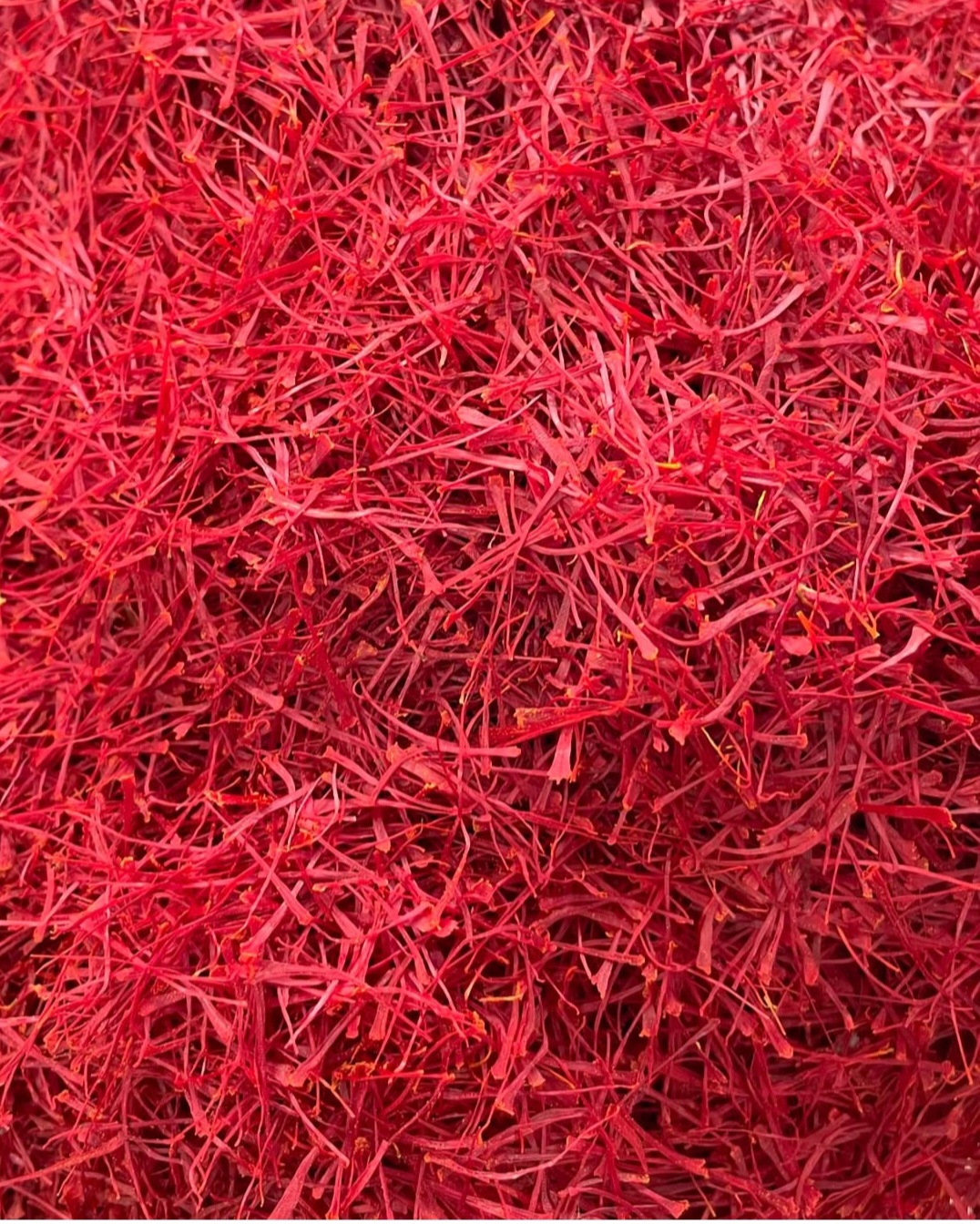 زعفران سوپر نگین اتویی و زرشک و عناب