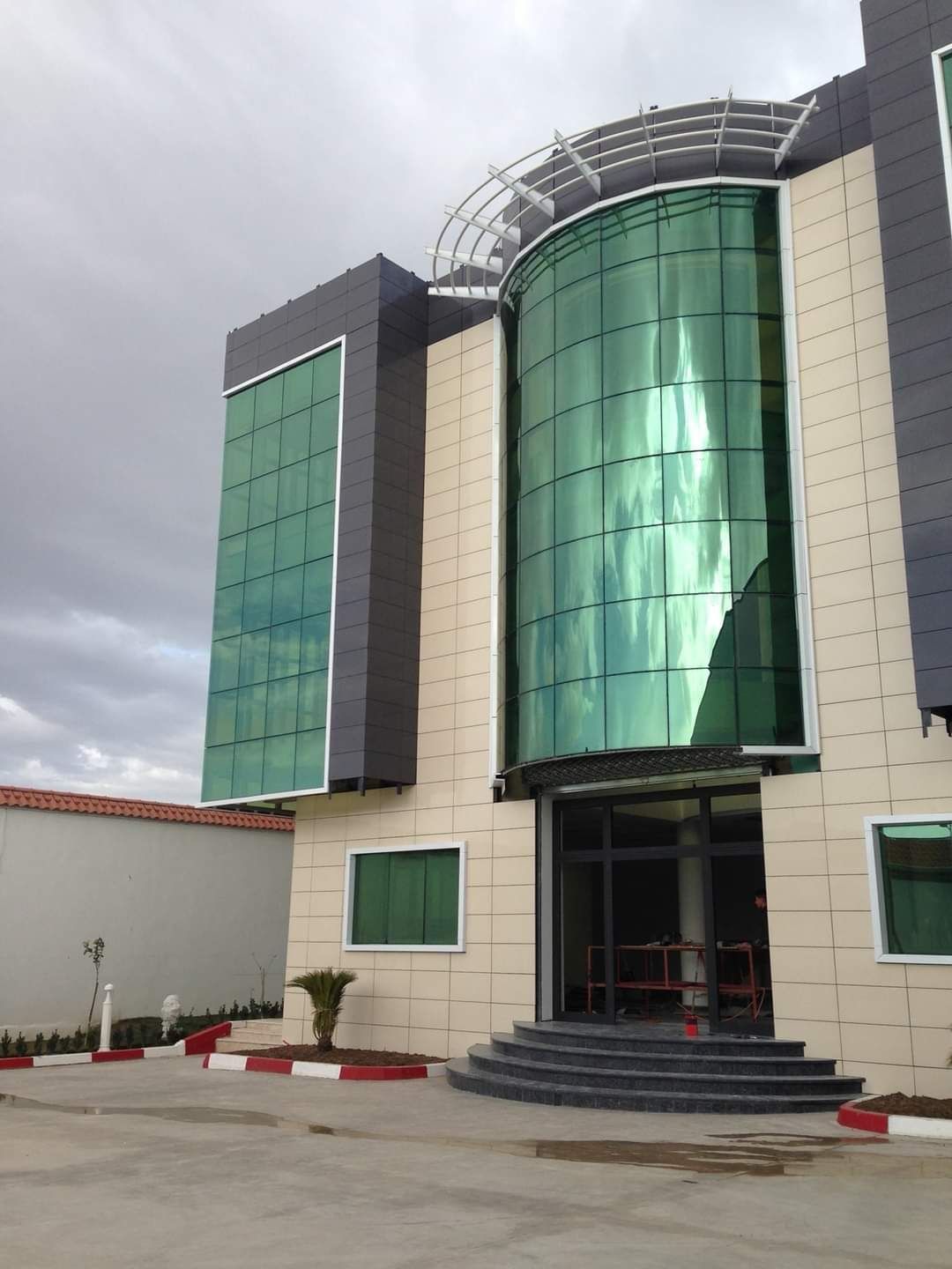 تولیدی درب وپنجره