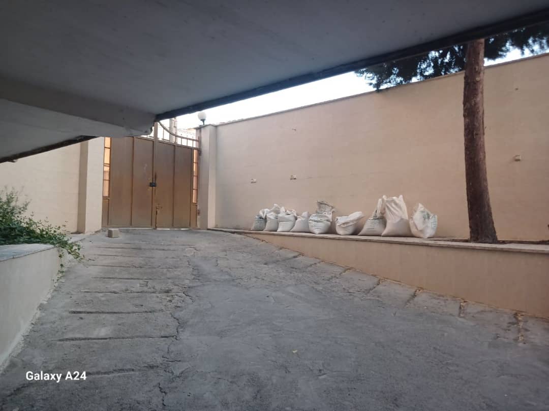 3000 متر باغ ویلا 250 متر بنا