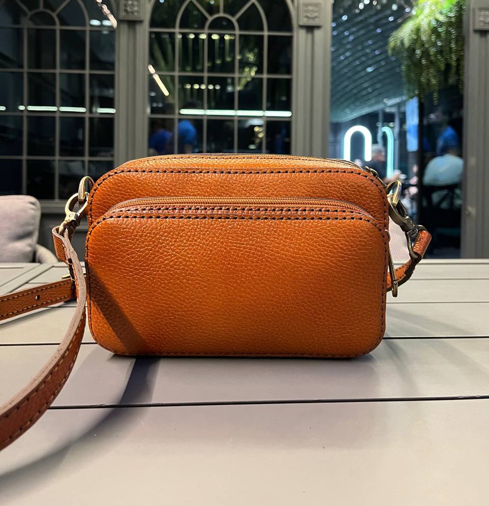 کیف چرم طبیعی دست دوز