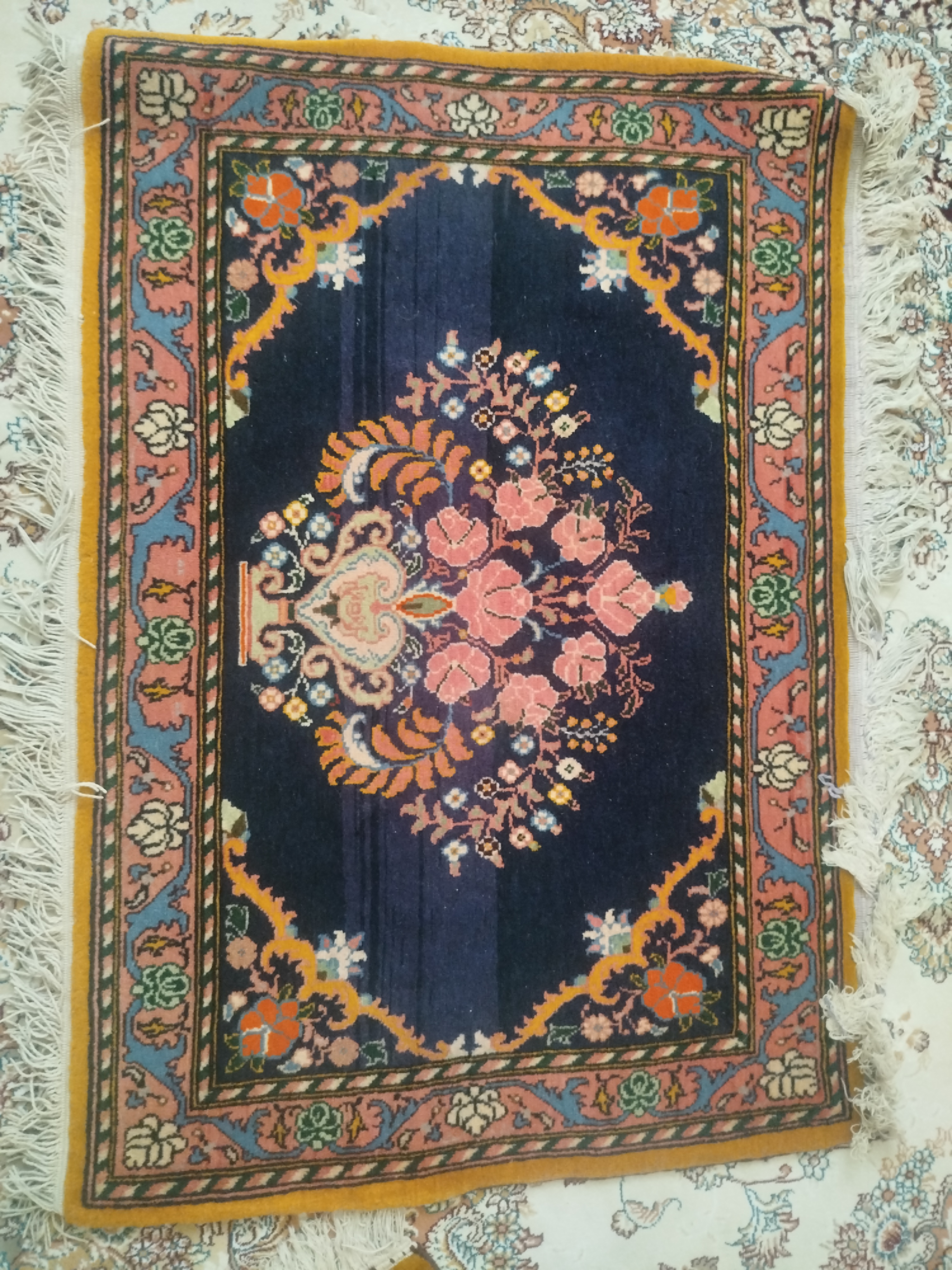 قالی چه دست بافت قدیمی