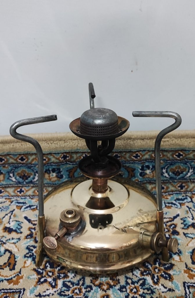 چراغ خوراک پزی پریموس سوئد80ساله